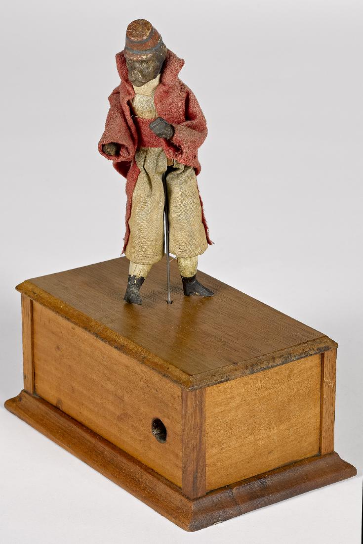 Ives Monkey Recruit clockwork dancing monkey (1 of 2)