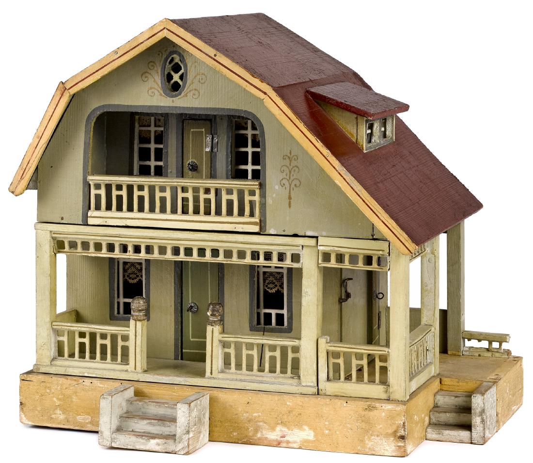 Gottschalk red roof dollhouse (1 of 3)