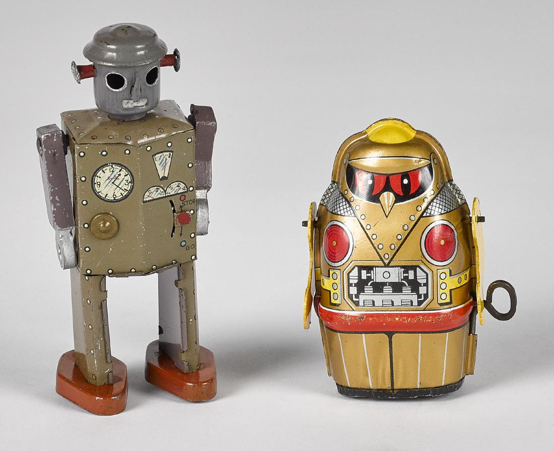 Two Japanese tin lithograph wind-up robots (1 of 2)