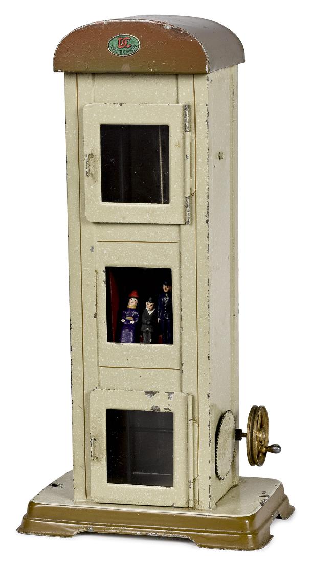 Doll & Cie elevator steam toy accessory (1 of 2)