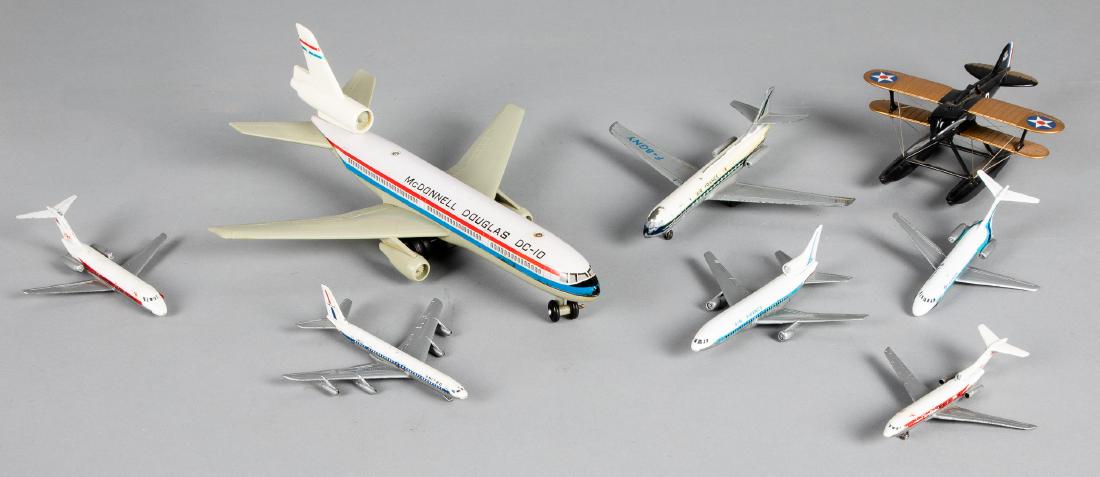 small toy airplanes
