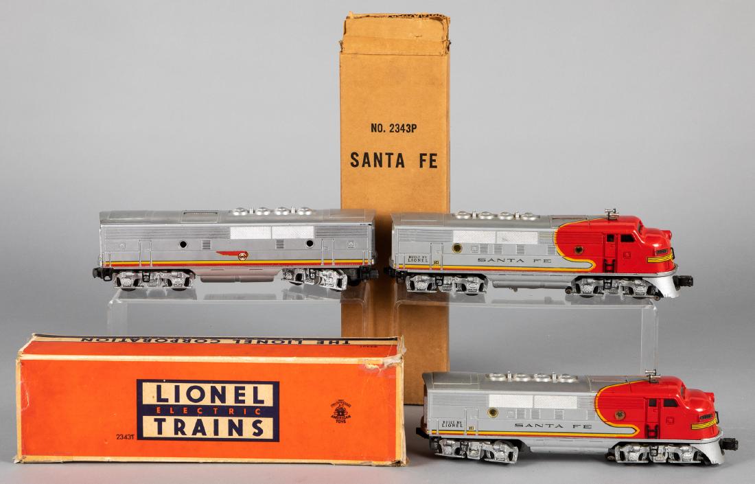 Lionel threepiece Santa Fe train set
