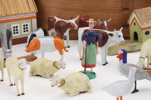 Erzgebirge Wooden Farm Set - 3