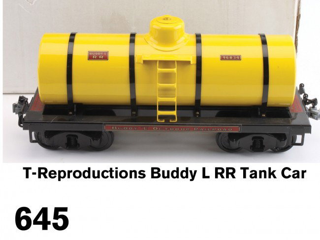 T-Reproductions Buddy L RR Tank Car: T-Reproductions Buddy L Outdoor Railroad 2003 tank car in original box Size: 19" l.