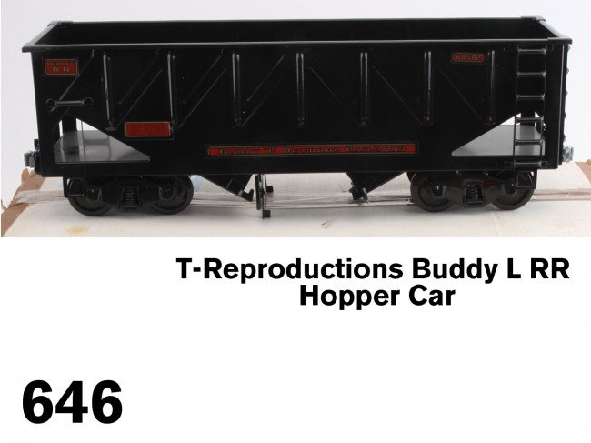 T-Reproductions Buddy L RR Hopper Car: T-Reproductions Buddy L Outdoor Railroad 2007-H hopper car in original box Size: 22" l.