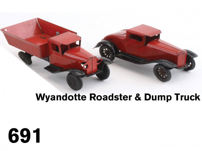 Wyandotte Roadster & Dump Truck: pressed steel with original Wyandotte marked tires, includes rumble seat roadster and spring loaded dump truck Size: 8" & 9.5" l.