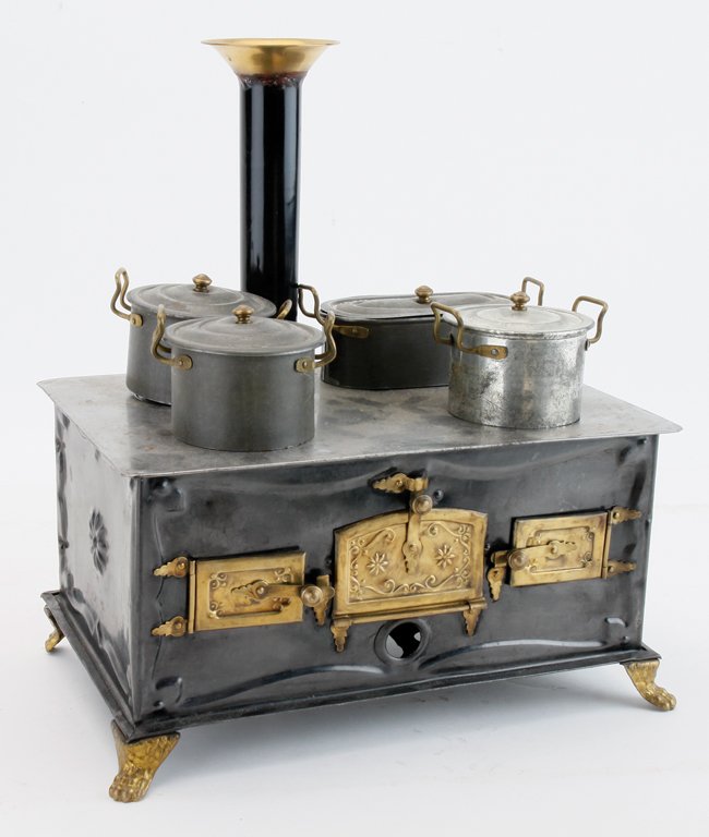 Marklin Three Door German Tin Stove Apr 12, 2014 Pook & Pook, Inc