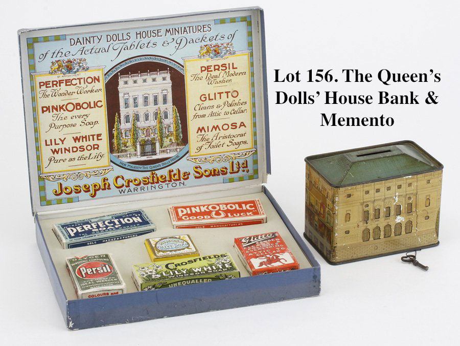 The Queen's Dolls' House Bank & Memento (1 of 2)