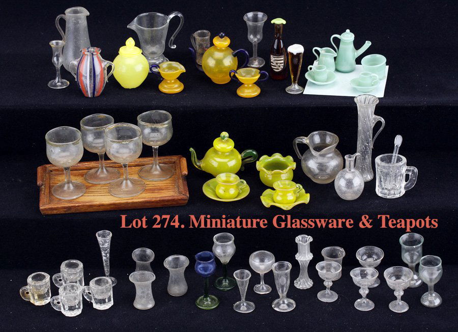 Miniature Glassware & Teapots (1 of 1)