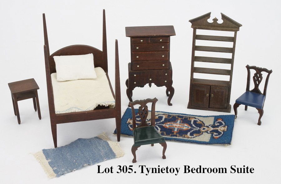 Tynietoy Bedroom Suite (1 of 1)