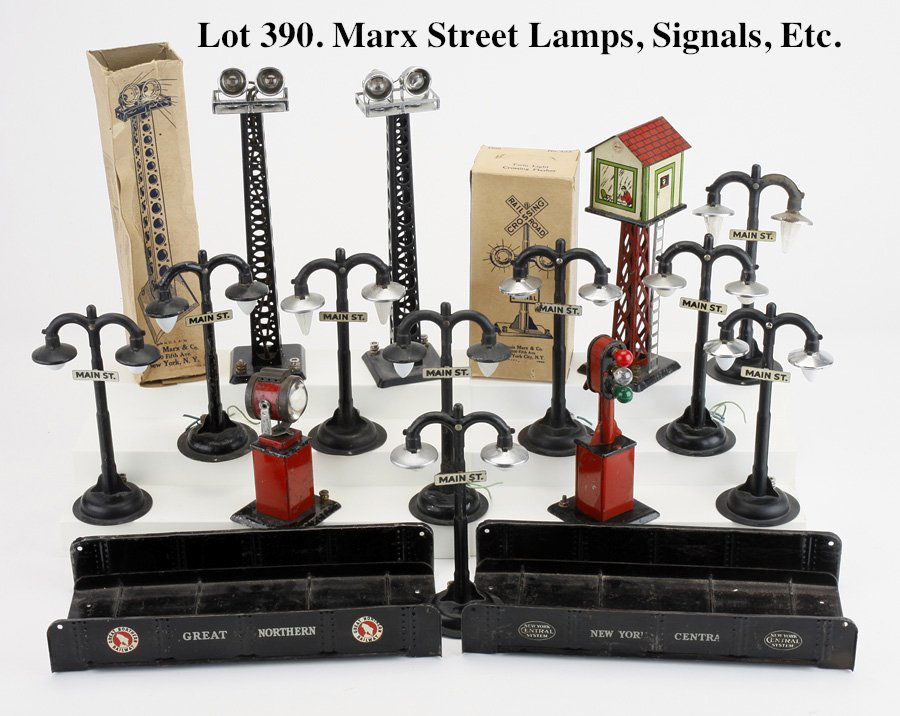 Marx Street Lamps, Signals, Etc. (1 of 1)