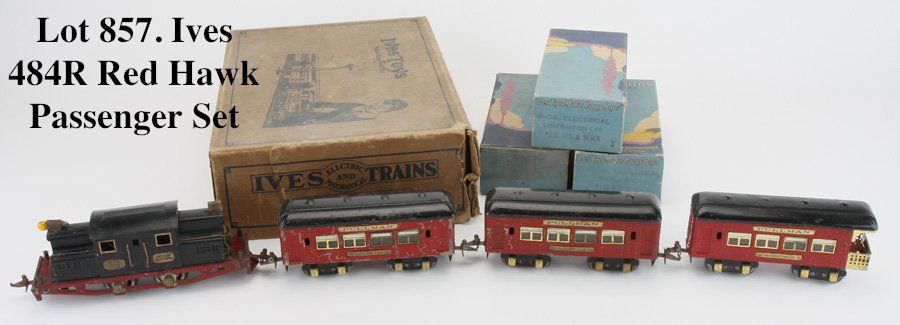 Ives 484R Red Hawk Passenger Set with boxes (1 of 3)