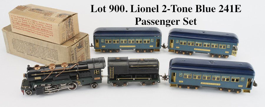 Lionel 2-Tone Blue 241E Passenger Set (1 of 3)