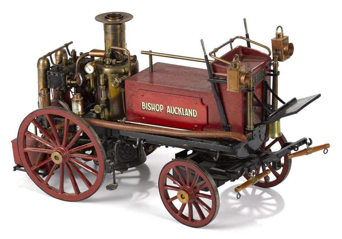 Bishop Aukland fire pumper model, finely deta (1 of 2)