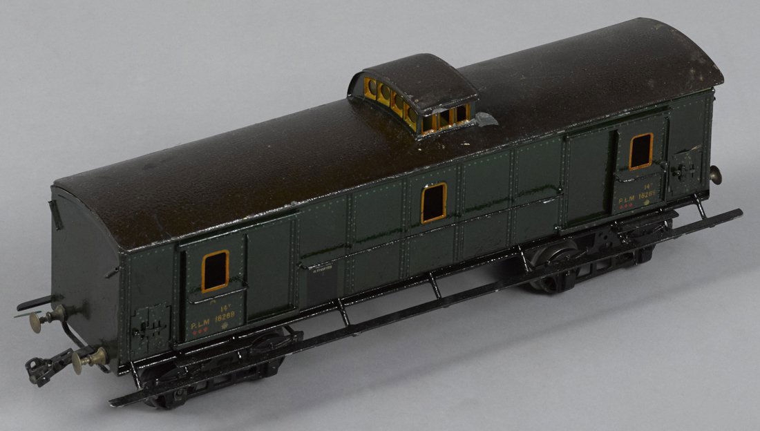 Marklin Gauge I no. 16289 PLM train car, hand e (1 of 2)