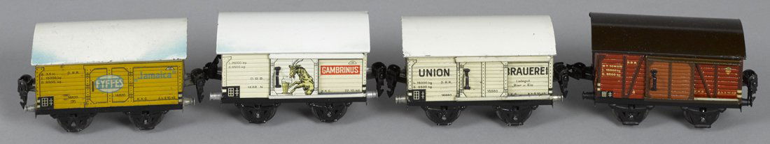 Four Marklin O Gauge freight train cars, four-w (1 of 1)