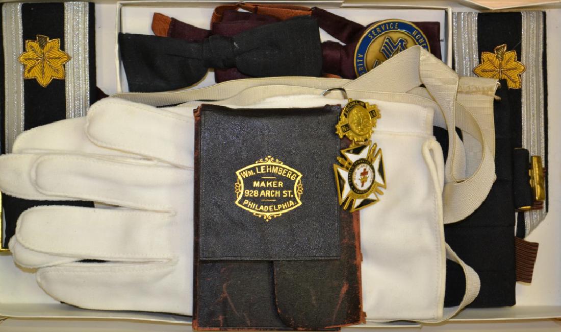 Vintage US Air Force Grouping (1 of 1)