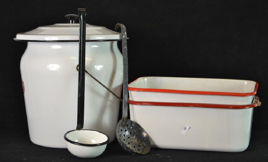 Vintage Enamelware Grouping (1 of 3)