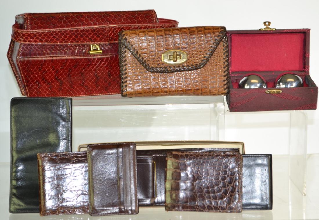 Wallet and Purse Grouping (1 of 6)