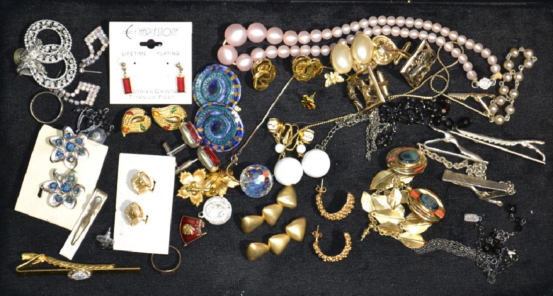 Costume Jewelry Grouping (1 of 1)