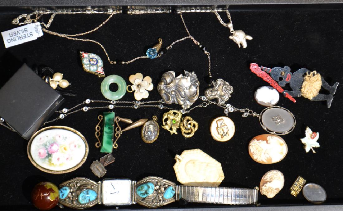 Victorian Jewelry and More (1 of 1)