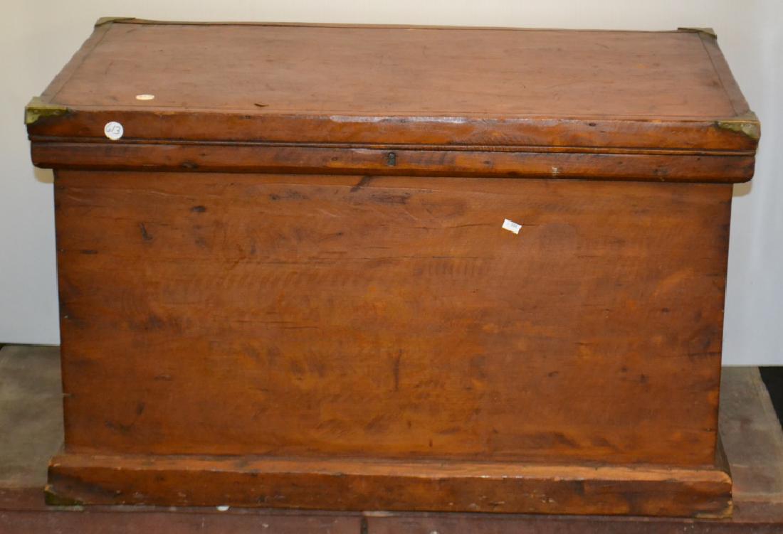 Pine Blanket Chest (1 of 1)