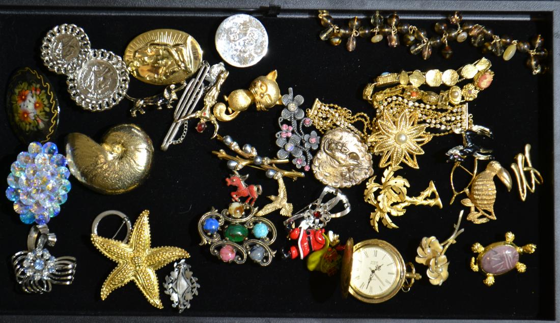 Quality Costume Jewelry (1 of 1)