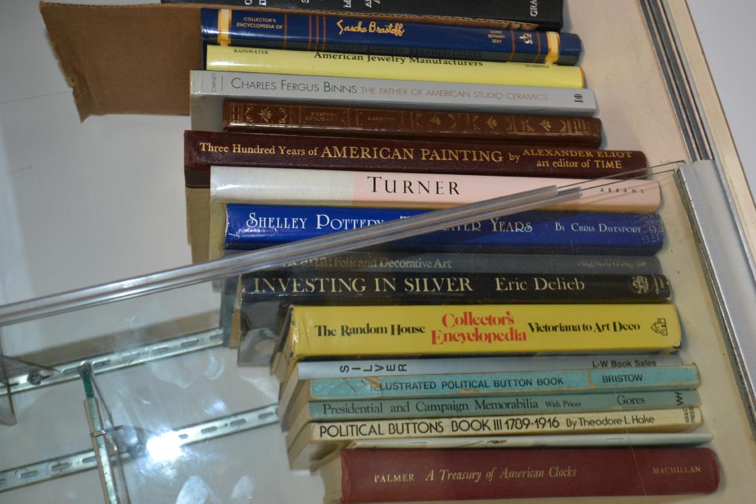 Grouping of Price Guides (1 of 1)