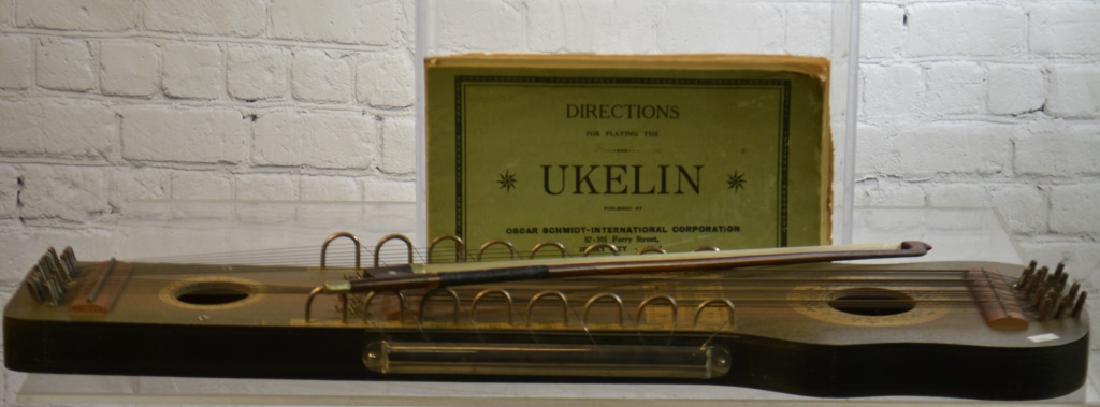 Vintage Ukelin (1 of 2)