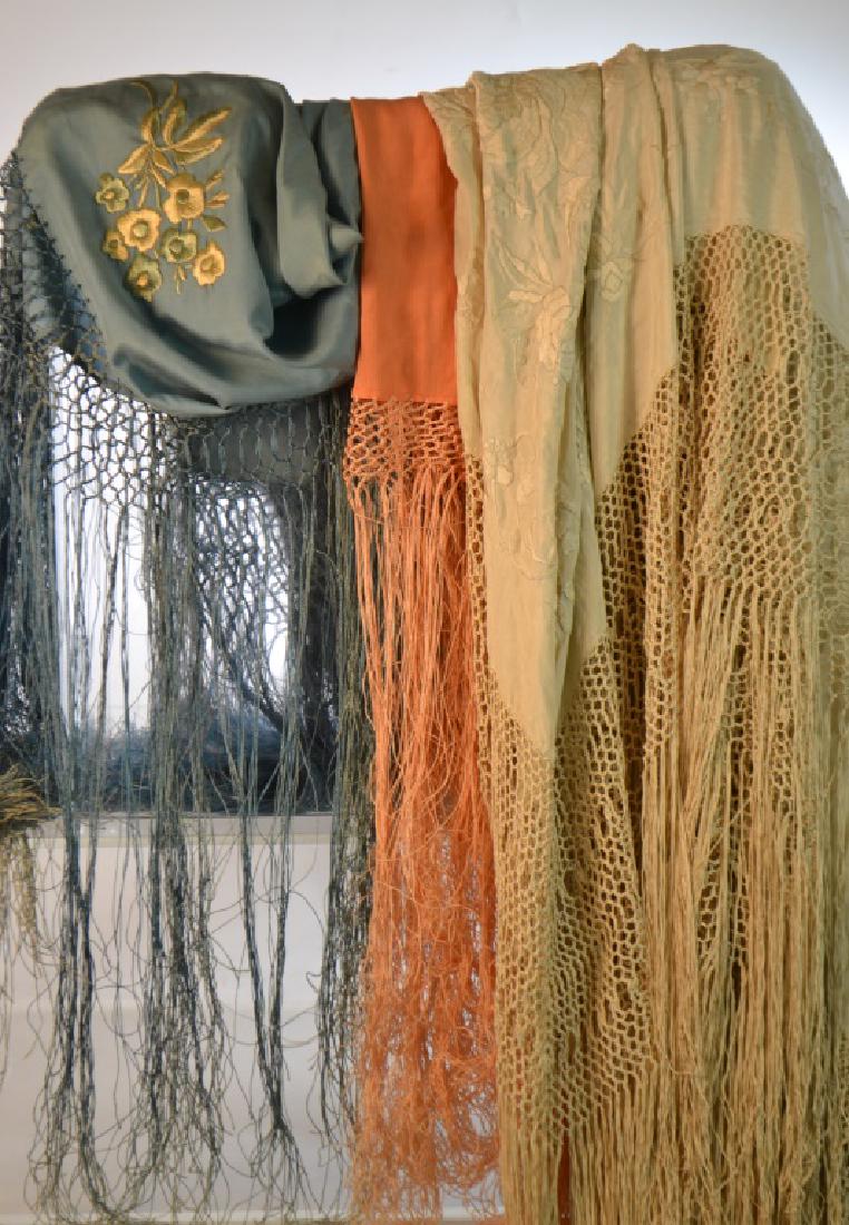 Fringed Shawls and Table Covers (1 of 1)
