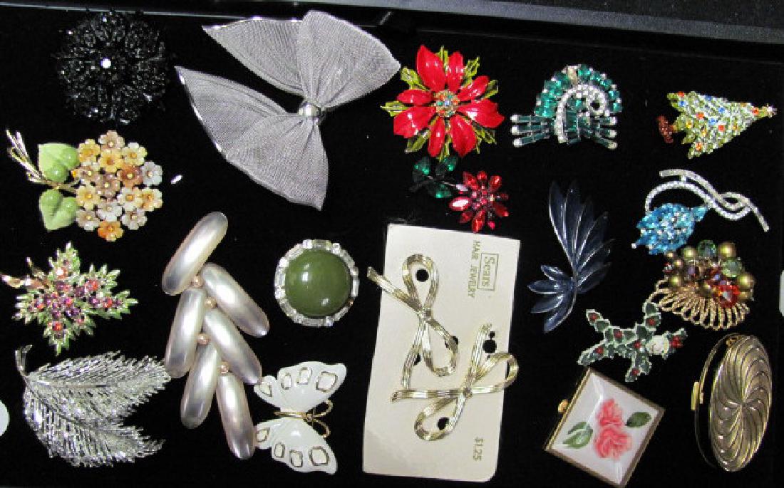 Vintage Pin Lot (1 of 3)