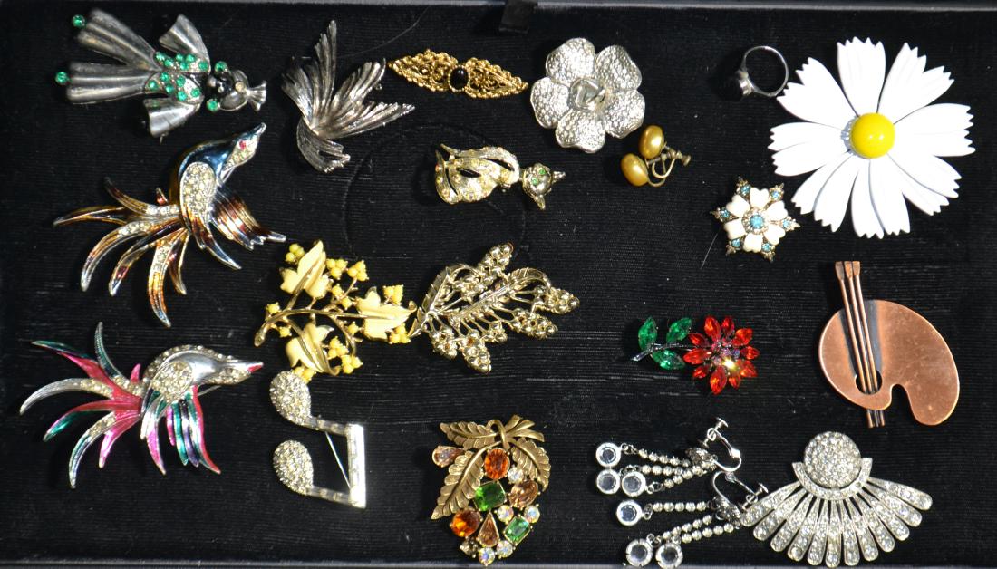 Rebajes Brooches & Rhinestone Jewelry (1 of 1)