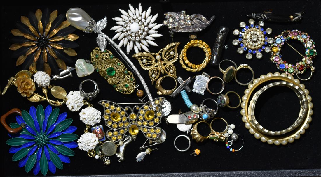 Pins and Rings (1 of 1)