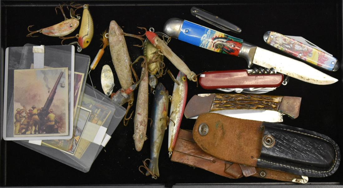 Pocket Knives and Fishing Lures: Including five knives on with Dale Evans, several fishing lures and four "Action Gum" trade cards.