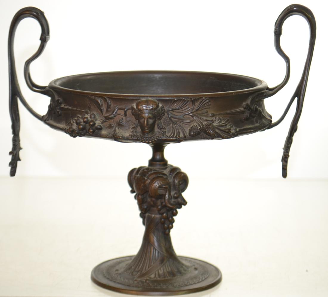 Bronze Tazza signed by Ferdinand Barbedienne (1 of 4)