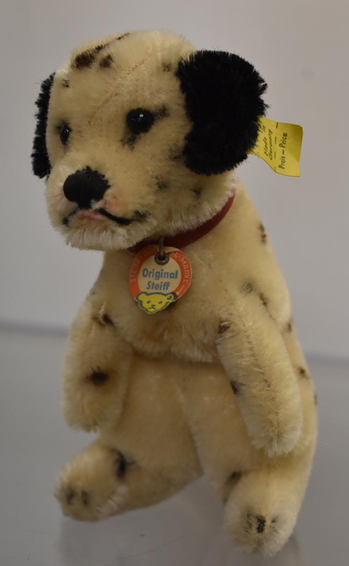 Vintage Steiff Dalmatian Puppy: Puppy measures approx 5 1/2"h. It has original collar with haning Steiff paper label, original eat tag with silver button and shoes no loss or damage.