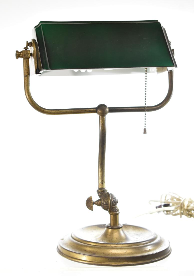 Vintage Desk Lamp With Green Shade Jun 29 2019 Keystone