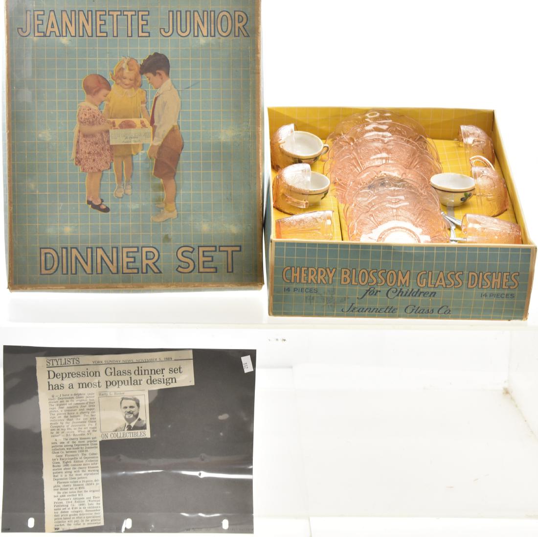 Jeannette Junior Dinner Set (1 of 2)