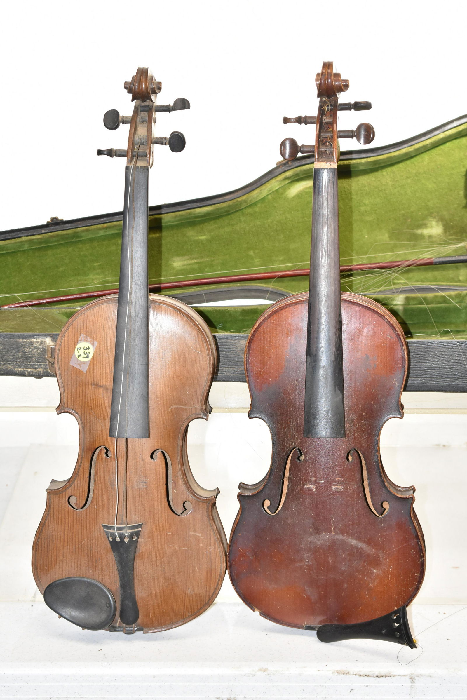 Two Vintage Violins (1 of 4)