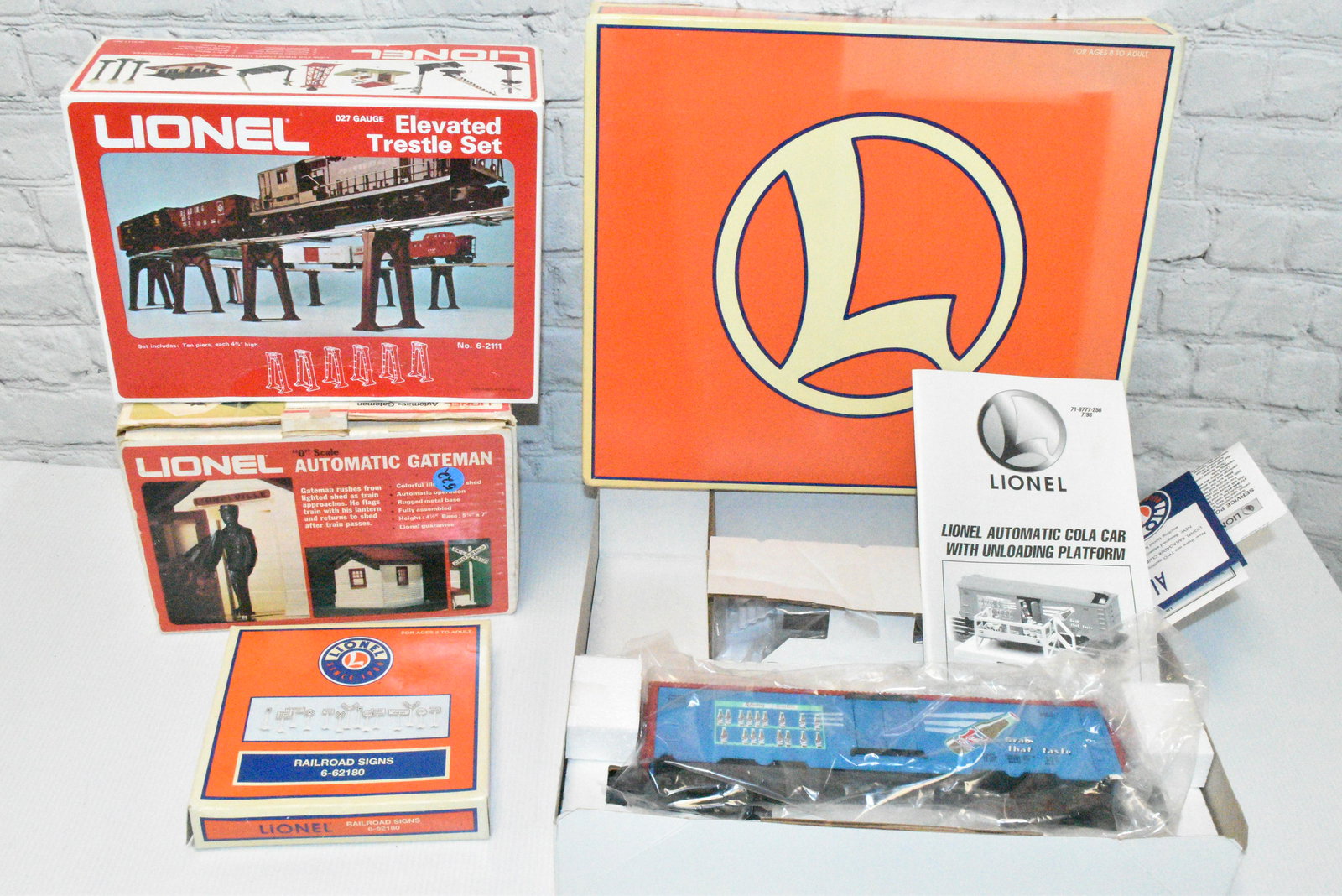 Lionel O Gauge Accessories (1 of 5)