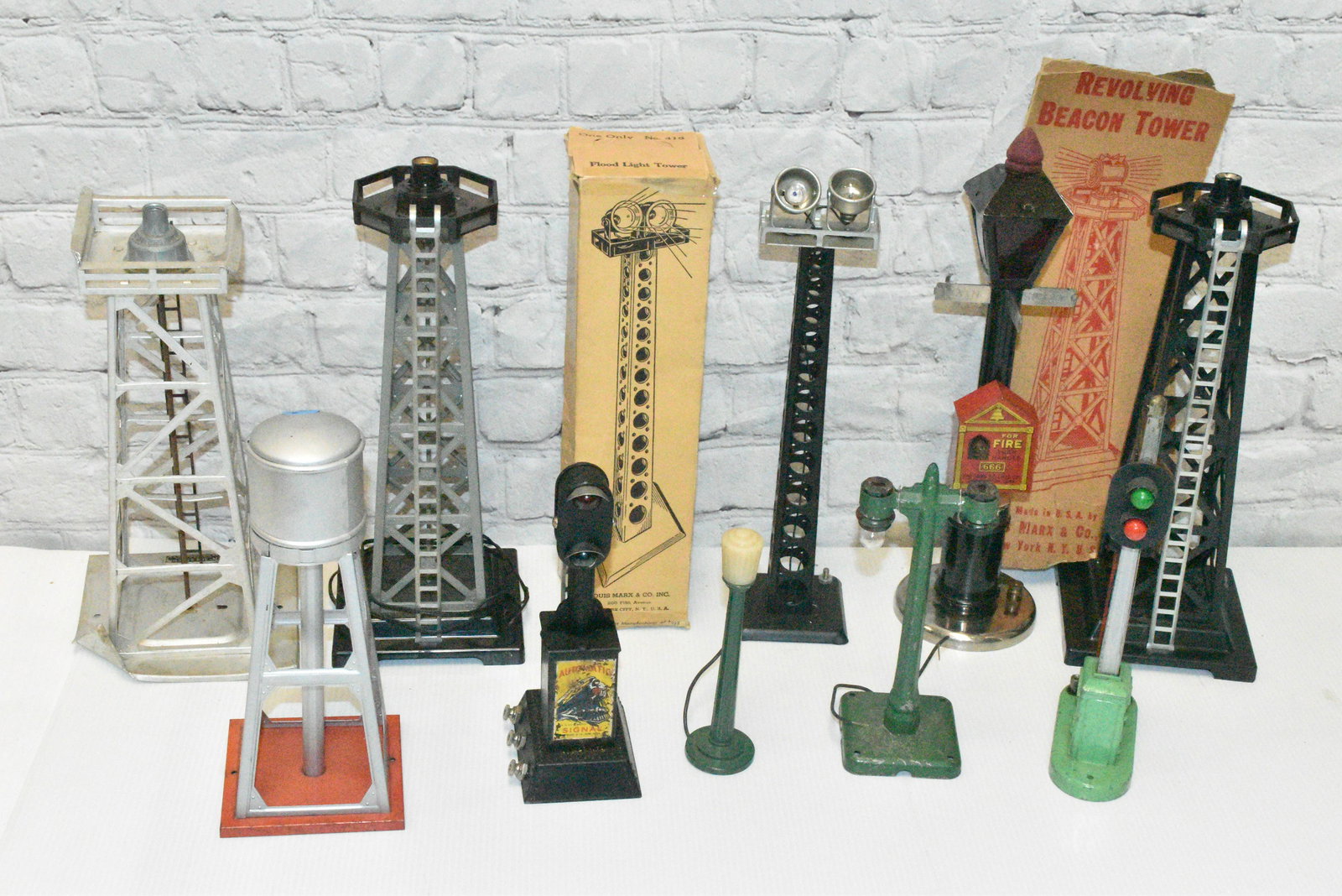 Various Train Light Towers and Accessories (1 of 4)