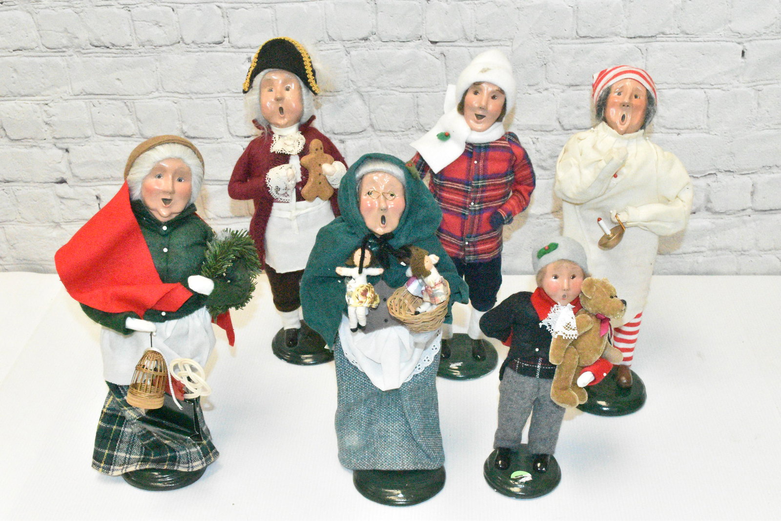 Six Byers' Choice Figures (1 of 2)