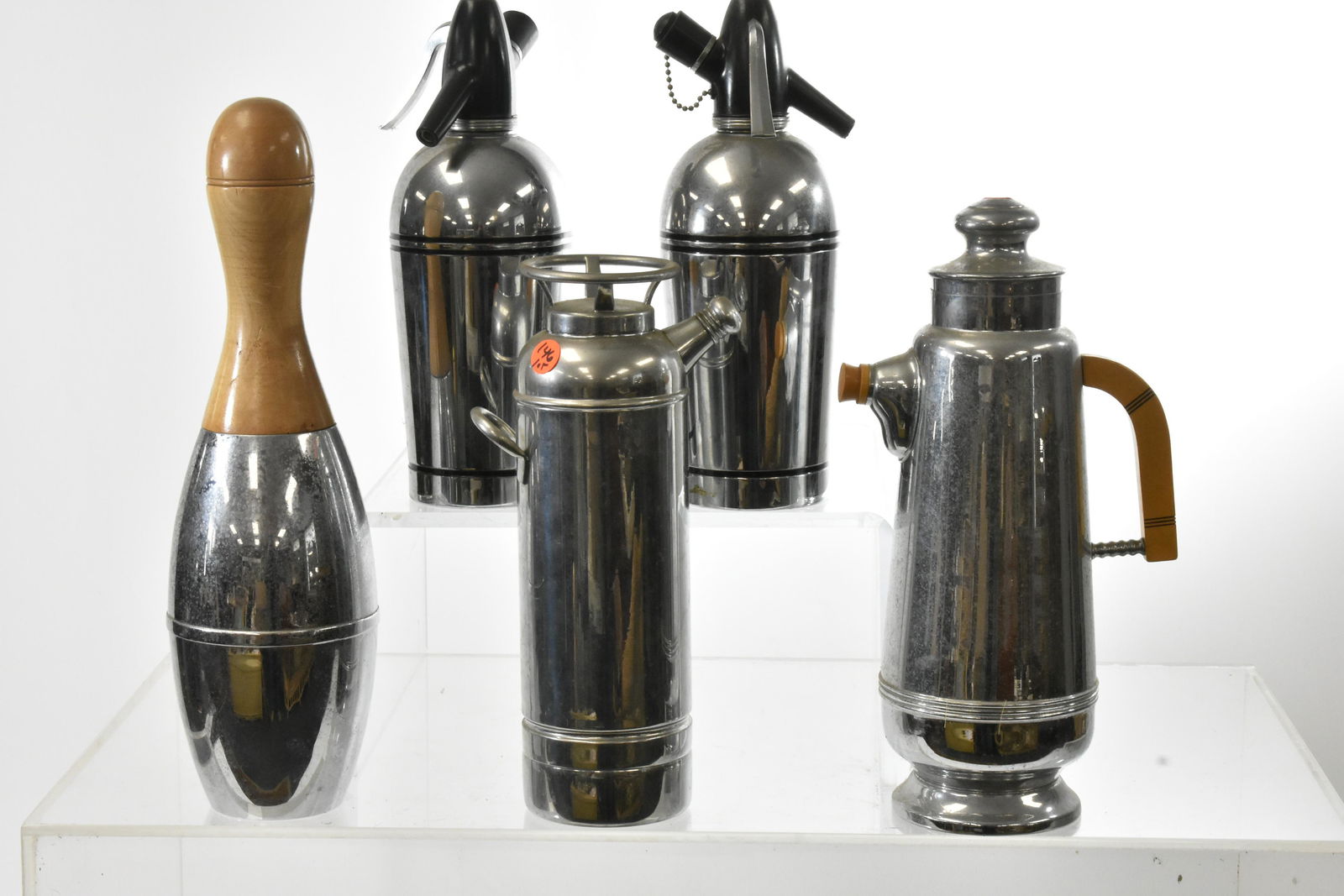 Cocktail Shakers and Spritzers (1 of 7)