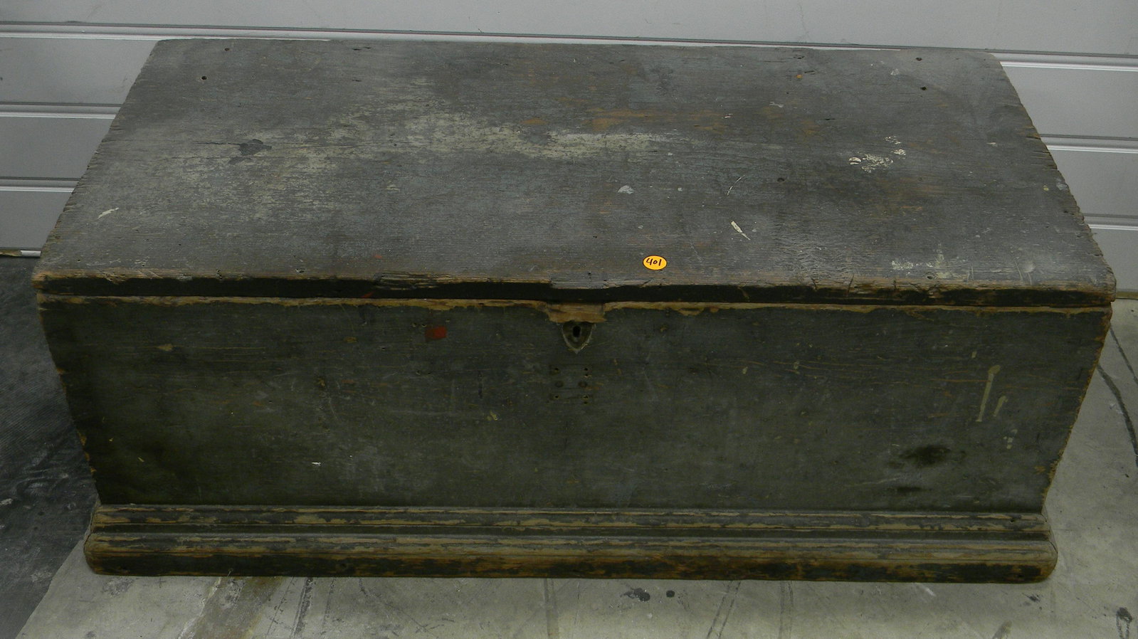 PA Dovetail Blanket Chest in Old Blue Paint: Item measures approximately 14"H x 36"W x 16.5"D. It is pine construction, with old blue painted surface, and the hinges are lost.