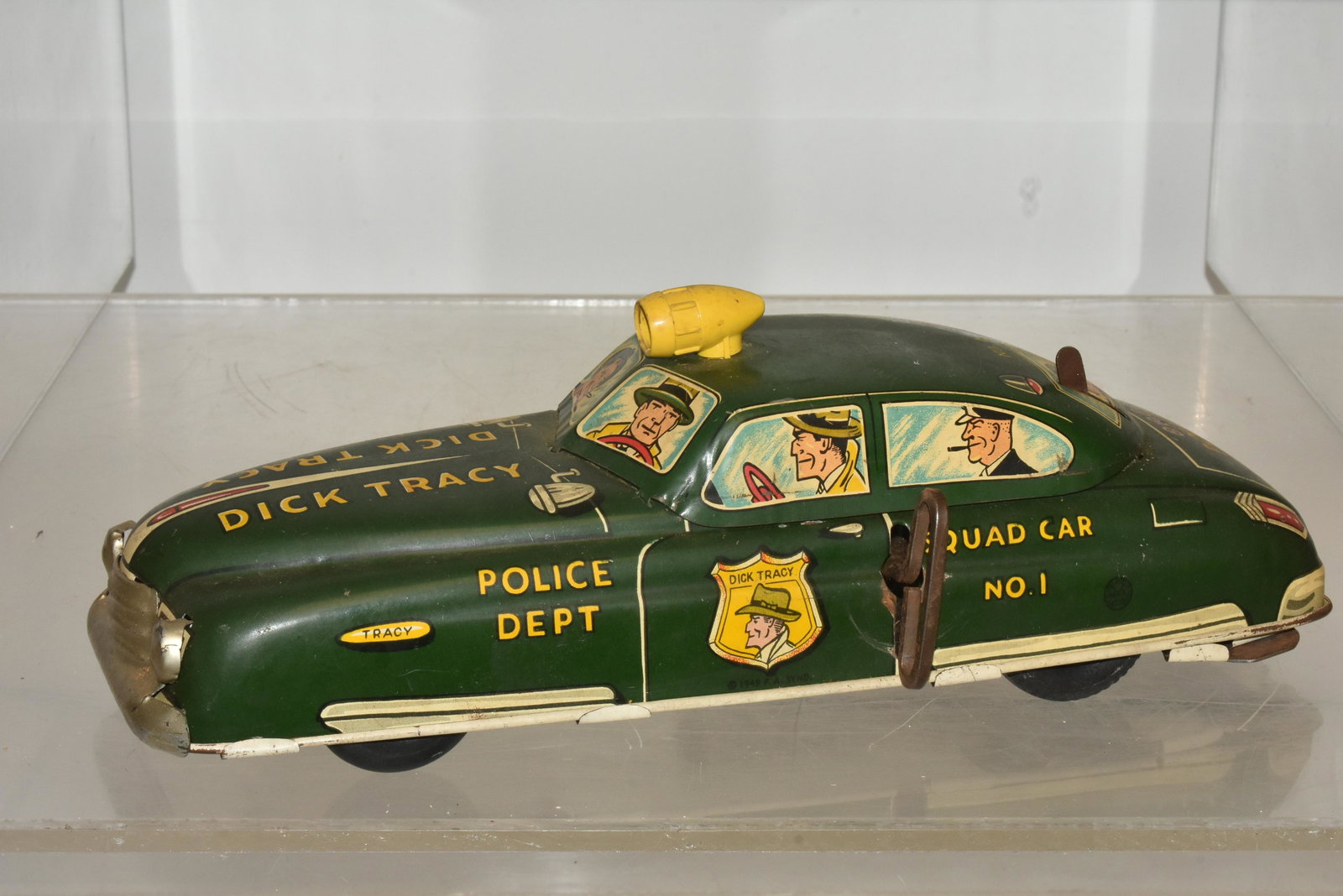 Vintage Dick Tracy Wind Up Battery Op Vehicle (1 of 4)