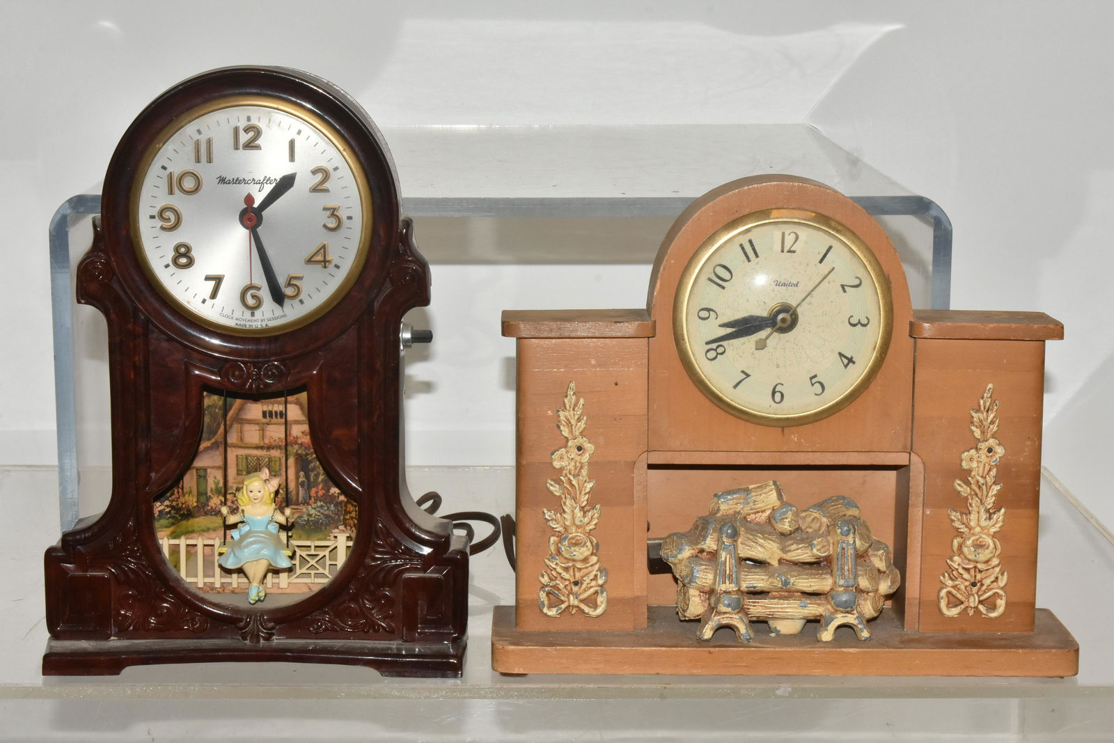 United and MasterCrafters Mechanical Clocks (1 of 7)