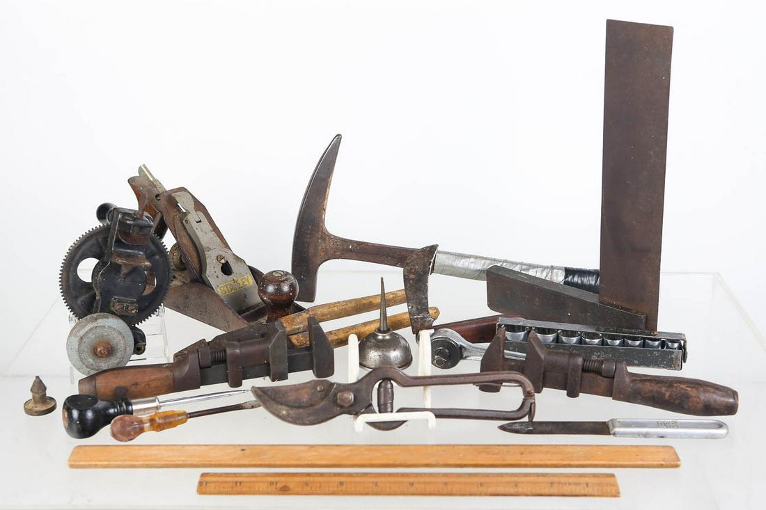 Stanley Plane and Vintage Tools (1 of 20)