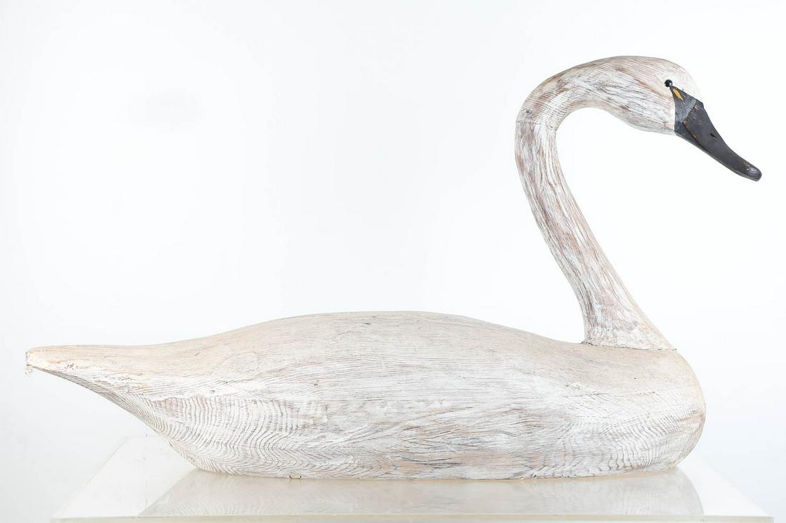 Large Swan Decoy "Richard & Barbara Clark" (1 of 8)