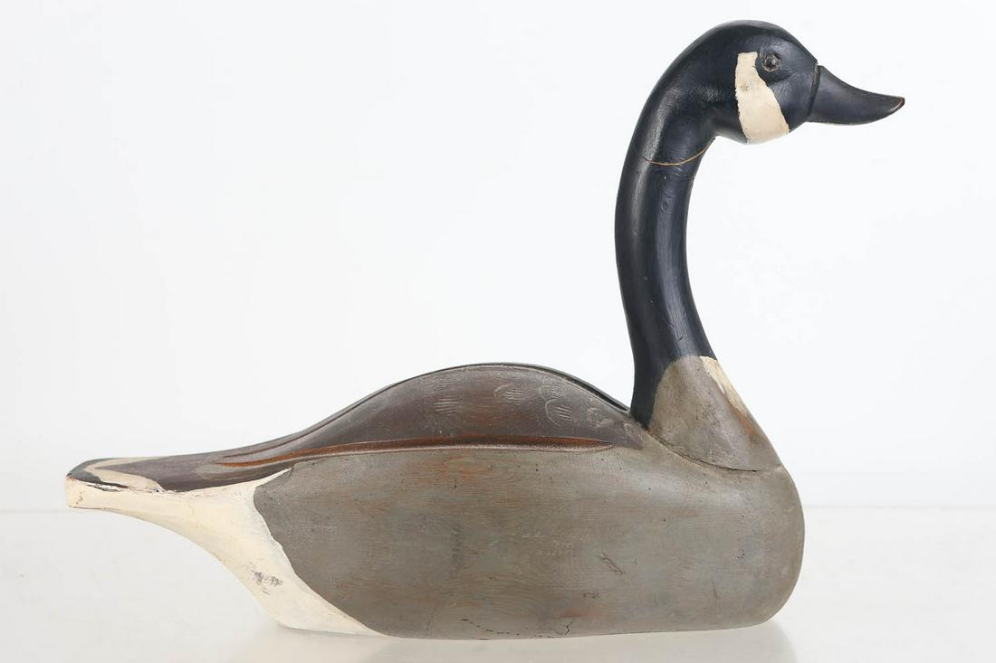 Carved Goose Decoy (1 of 3)