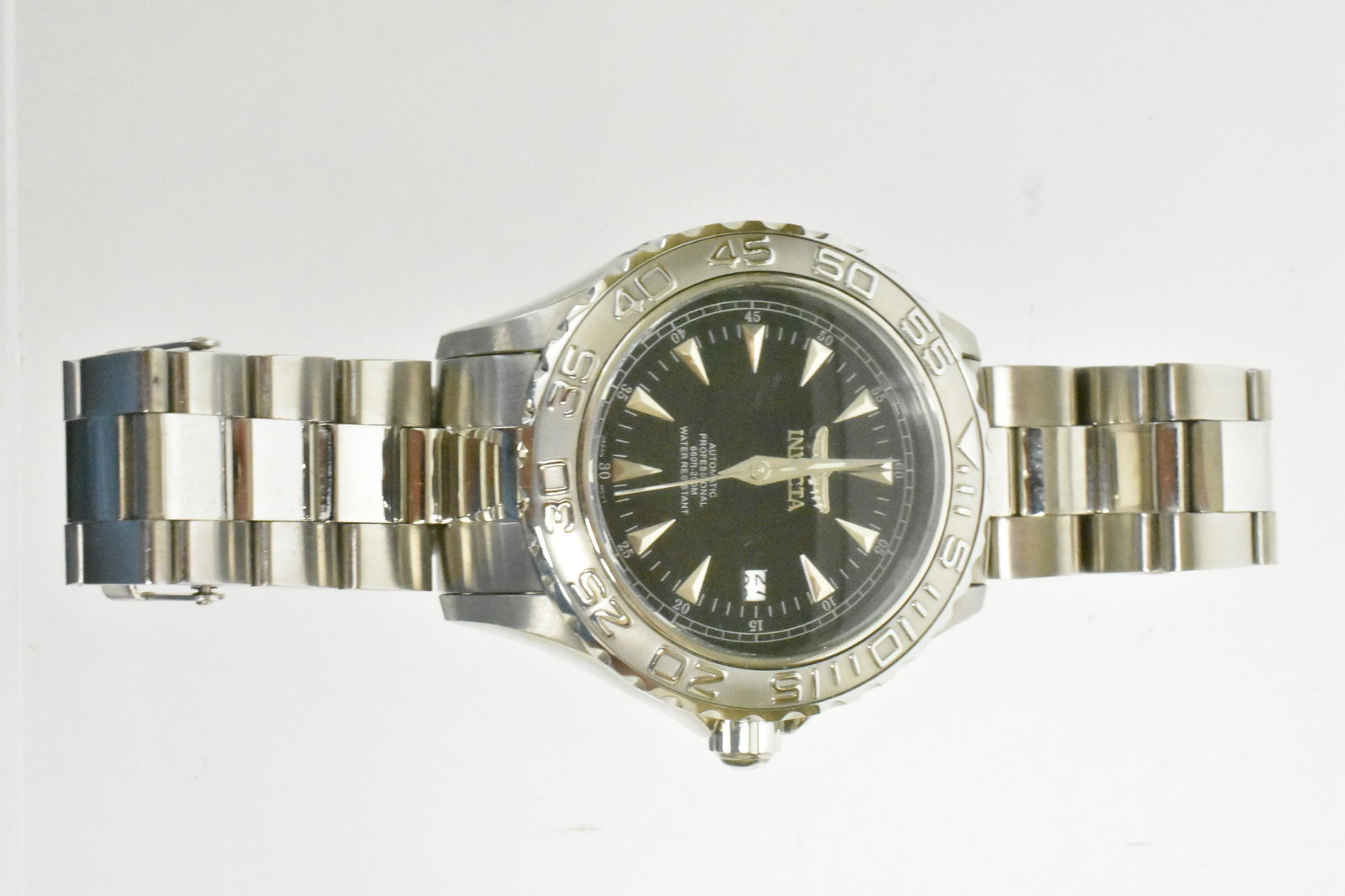 Invicta Men's 2300 Pro Diver Collection (1 of 3)